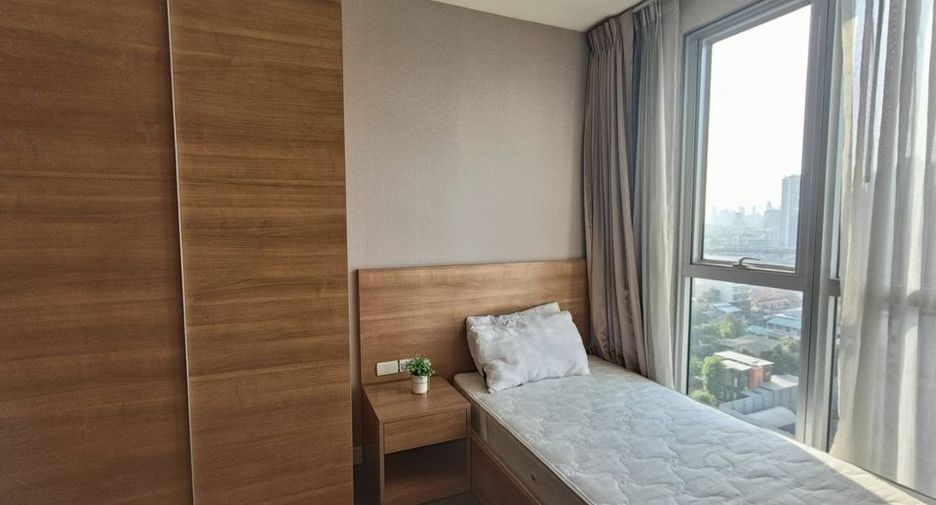 Condo en venta de 2 habitaciones en Phra Khanong, Bangkok
