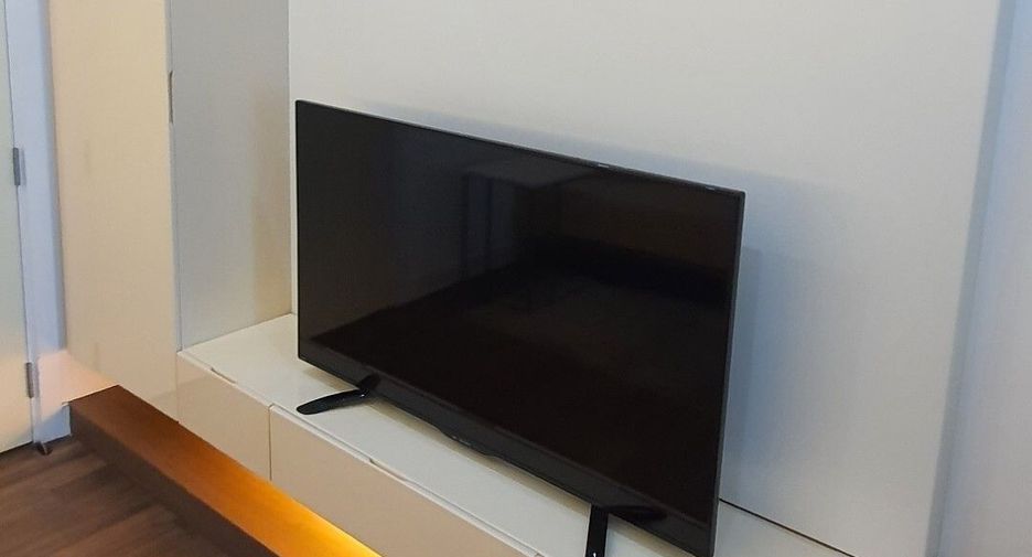 For sale 1 bed condo in Phra Khanong, Bangkok