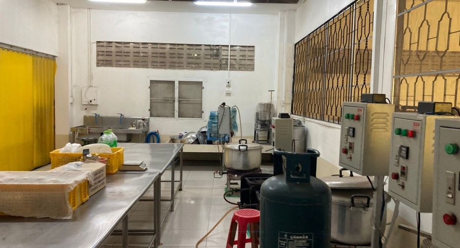 Haus zum Kauf und zur Miete mit Studio in Mueang Phitsanulok, Phitsanulok