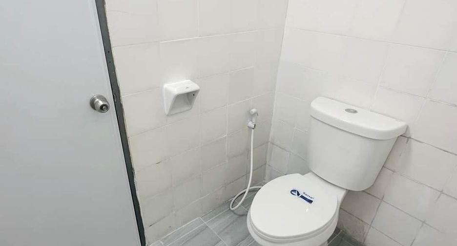 Reihenhaus zum Kauf mit 2 Zimmer in Mueang Nakhon Ratchasima, Nakhon Ratchasima