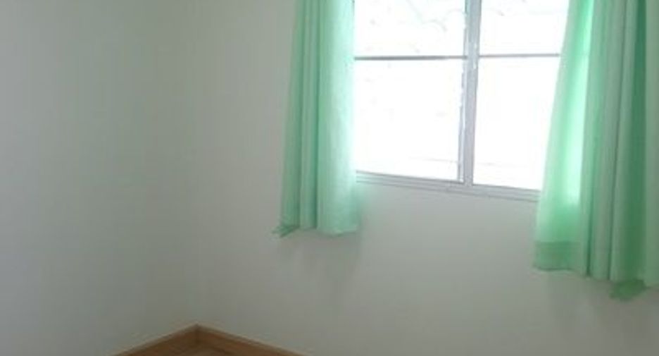 For rent 3 bedrooms townhouse in Sam Phran, Nakhon Pathom
