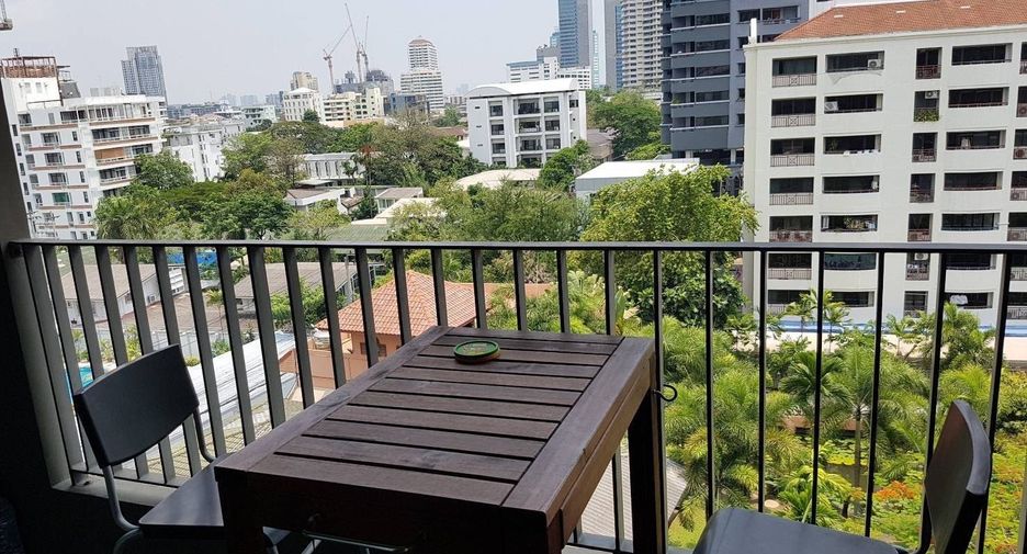 Condo en venta de 1 habitaciones en Khlong Toei, Bangkok