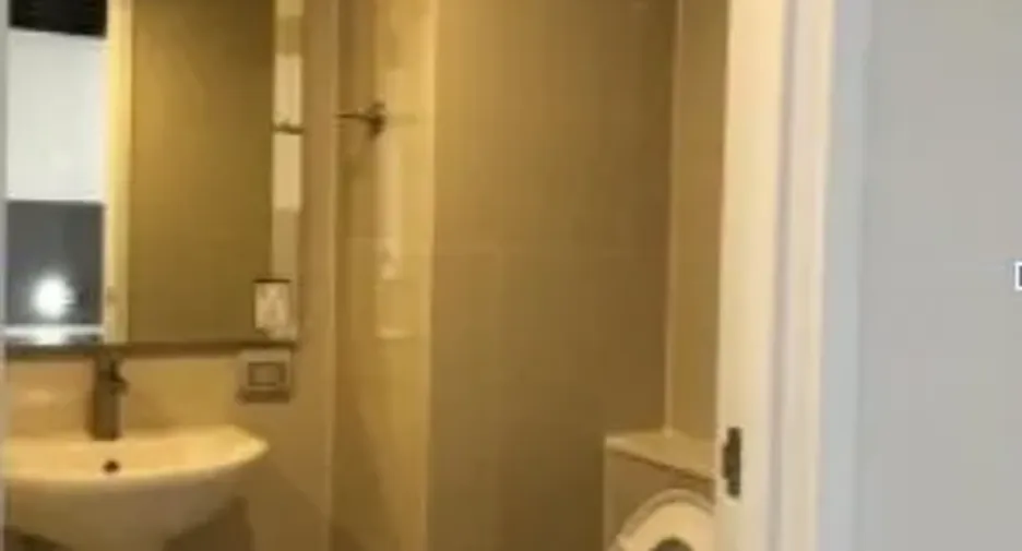 À vendre 1 chambre condo à Khan Na Yao, Bangkok