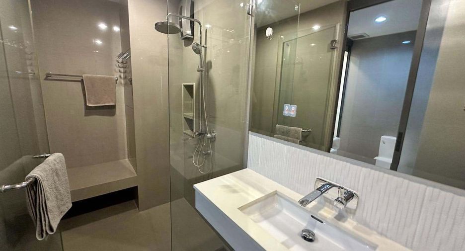 À vendre 1 chambre condo à Khlong Toei, Bangkok