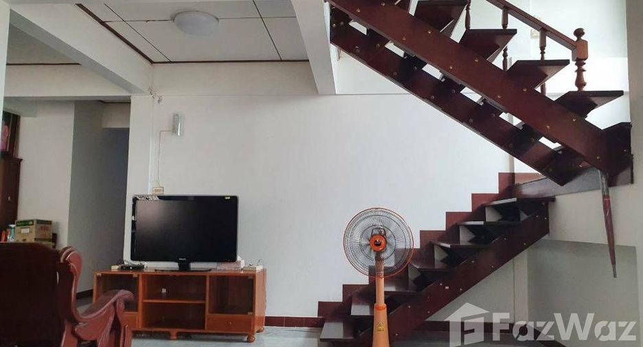 For sale 4 bedrooms house in Mueang Sukhothai, Sukhothai