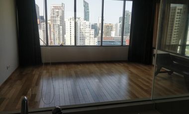 À vendre 2 chambres condo à Khlong Toei, Bangkok