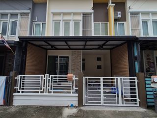For sale 4 bedrooms townhouse in Sai Noi, Nonthaburi