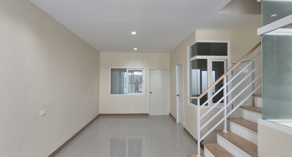 ขาย 4 ห้องนอน ทาวน์เฮ้าส์ ใน ไทรน้อย, นนทบุรี