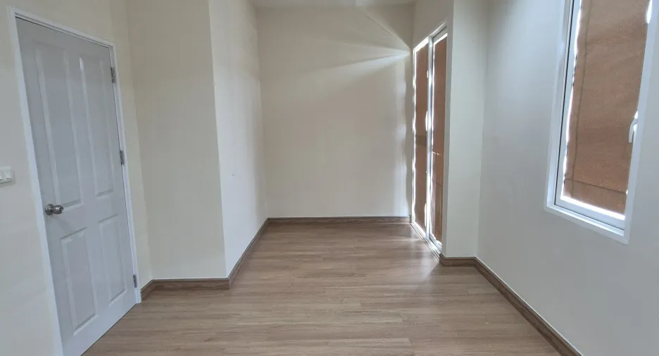 ขาย 4 ห้องนอน ทาวน์เฮ้าส์ ใน ไทรน้อย, นนทบุรี