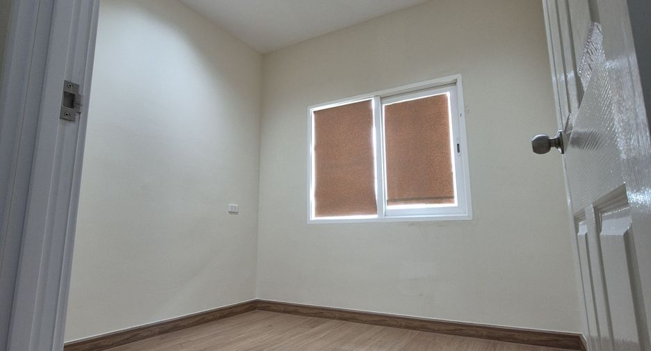 ขาย 4 ห้องนอน ทาวน์เฮ้าส์ ใน ไทรน้อย, นนทบุรี