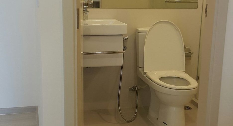 For sale 1 bed condo in Watthana, Bangkok