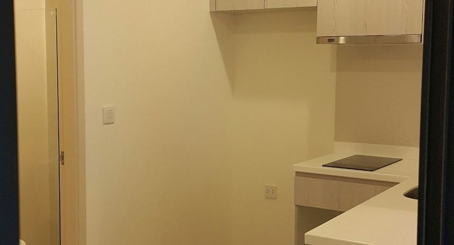 For sale 1 bed condo in Watthana, Bangkok