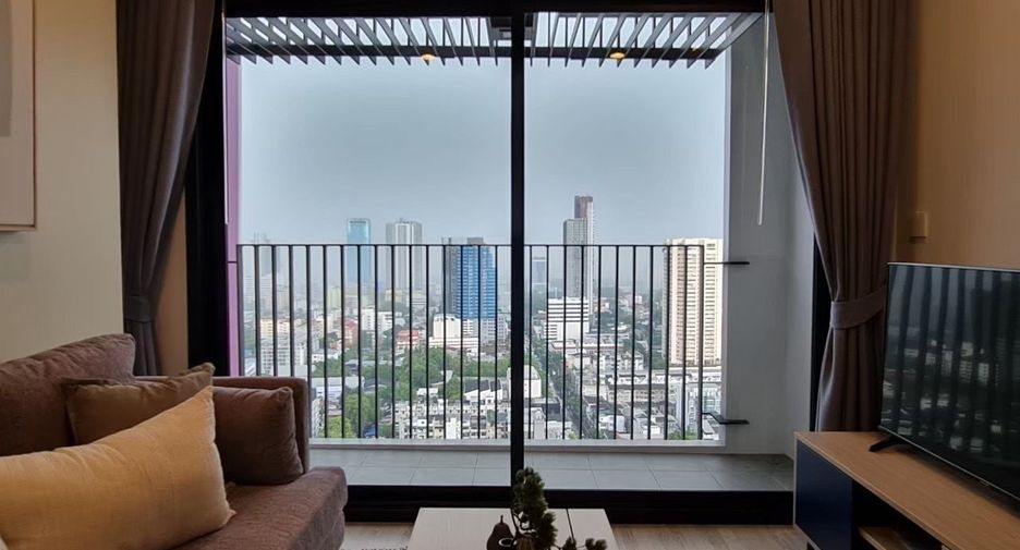 For sale 1 bed condo in Watthana, Bangkok