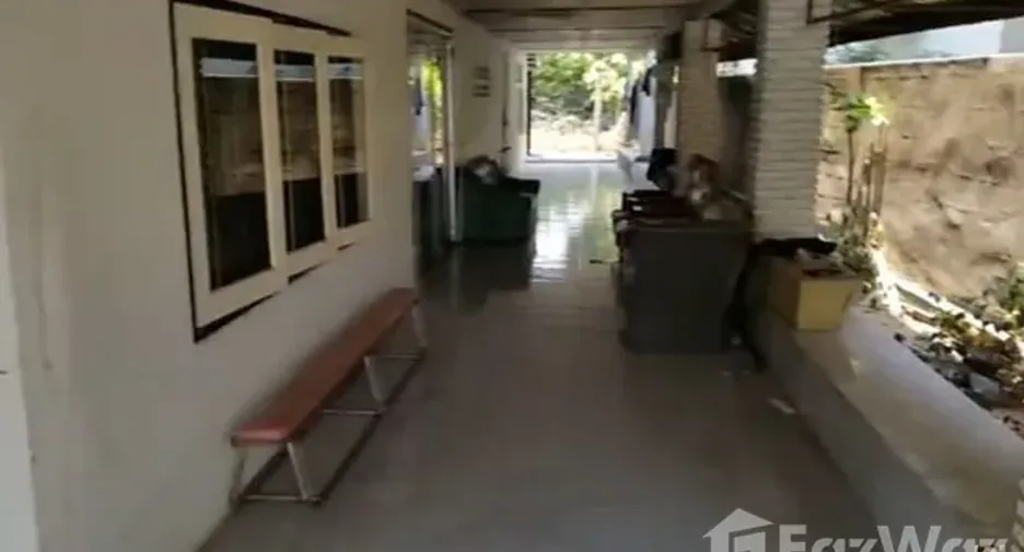 À vendre 5 chambres maison à Warin Chamrap, Ubon Ratchathani
