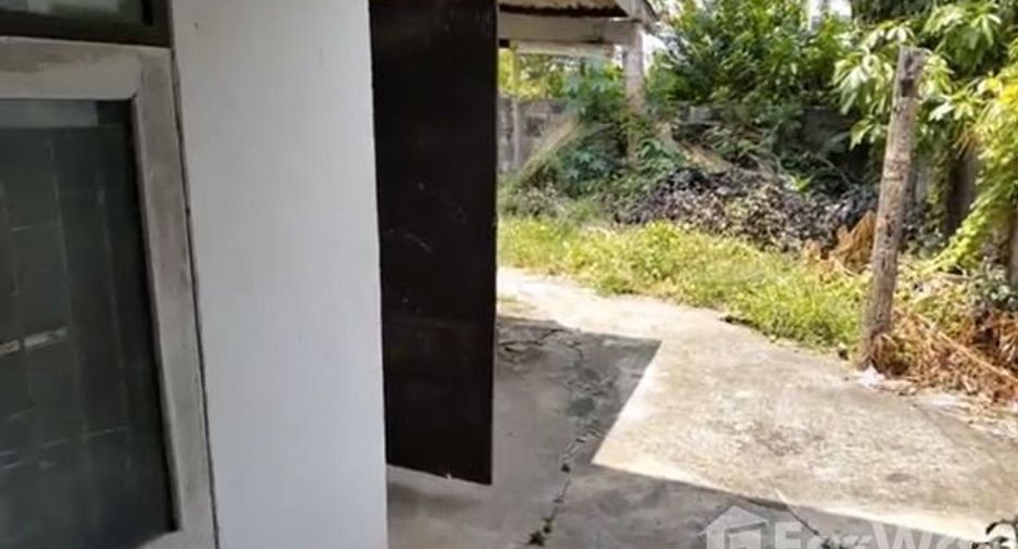 À vendre 5 chambres maison à Warin Chamrap, Ubon Ratchathani