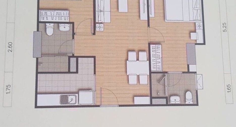 For sale 2 bedrooms condo in Huai Khwang, Bangkok