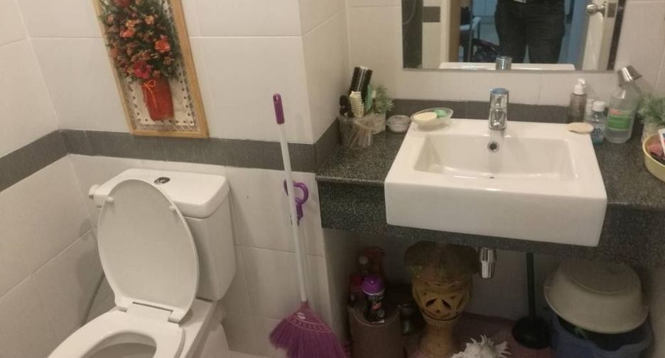 For sale 1 bed condo in Suan Luang, Bangkok