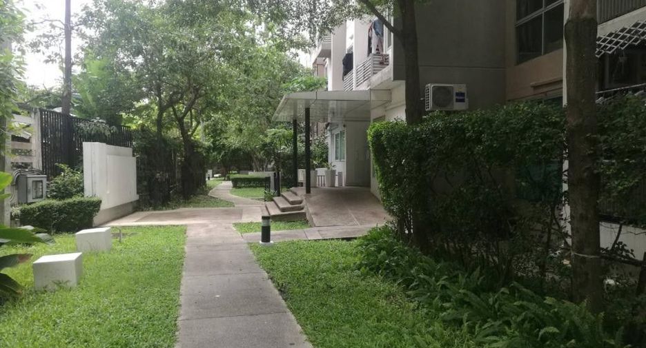 For sale 1 bed condo in Suan Luang, Bangkok