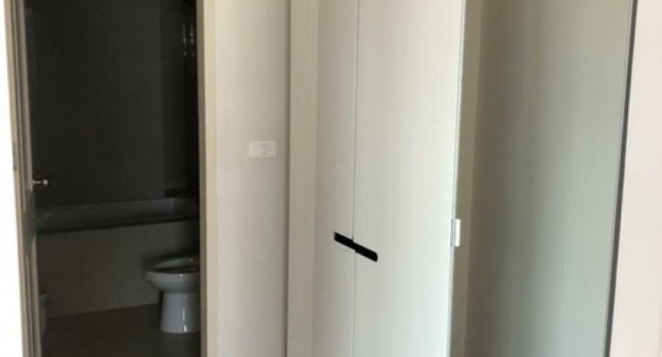 For sale 1 bed condo in Phaya Thai, Bangkok