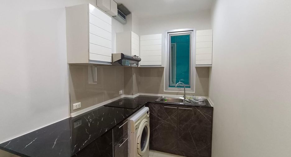 For sale 1 bed condo in Khlong Toei, Bangkok