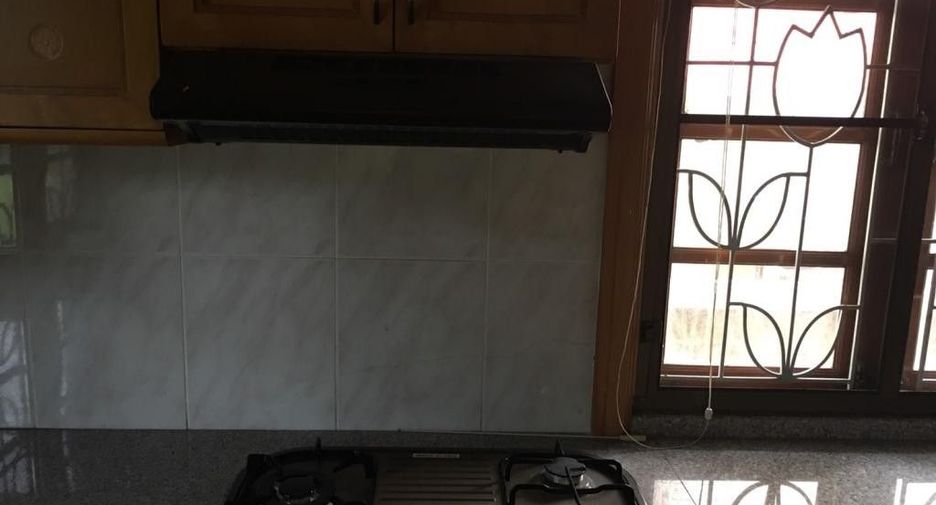 For sale and for rent 4 bedrooms house in Bang Yai, Nonthaburi