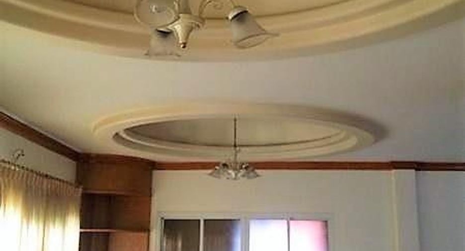 For sale and for rent 4 bedrooms house in Bang Yai, Nonthaburi