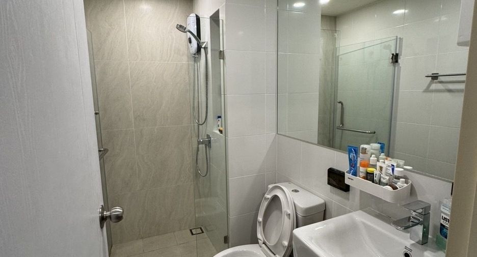 For sale studio condo in Khan Na Yao, Bangkok