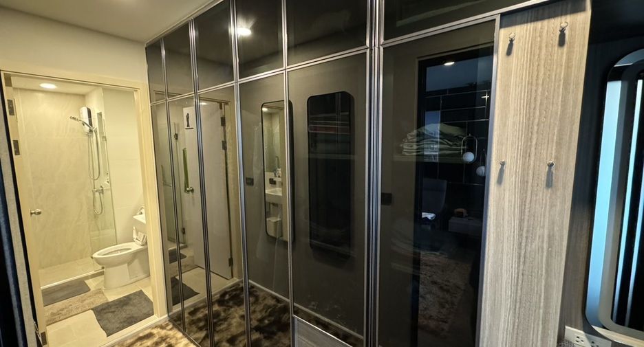 For sale studio condo in Khan Na Yao, Bangkok