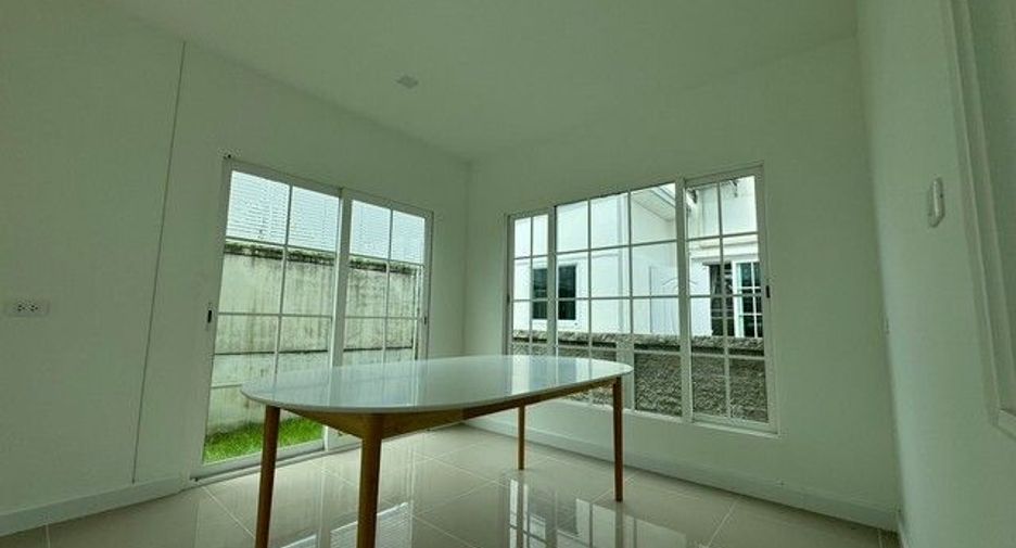 Casa en venta de 3 habitaciones en Mueang Samut Prakan, Samut Prakan