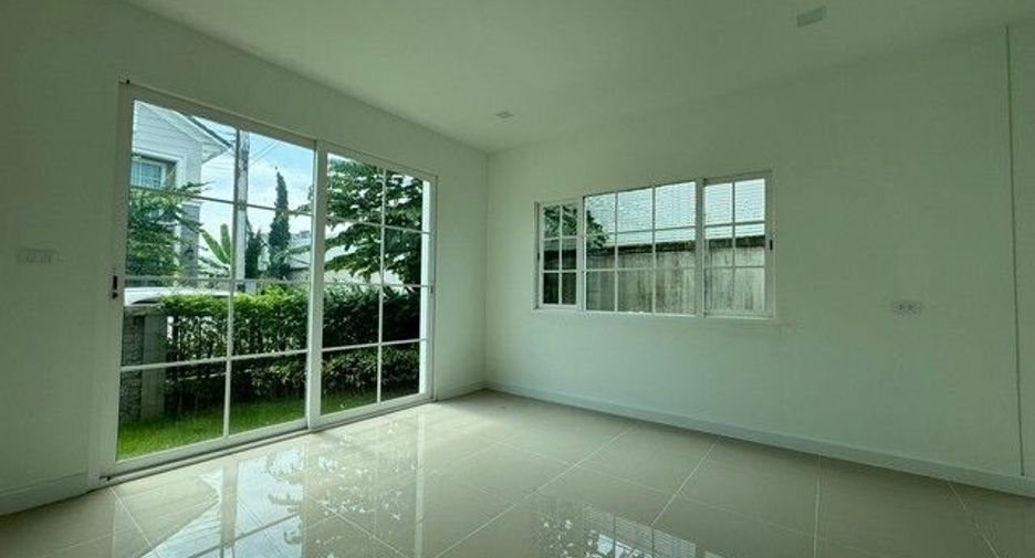 Casa en venta de 3 habitaciones en Mueang Samut Prakan, Samut Prakan