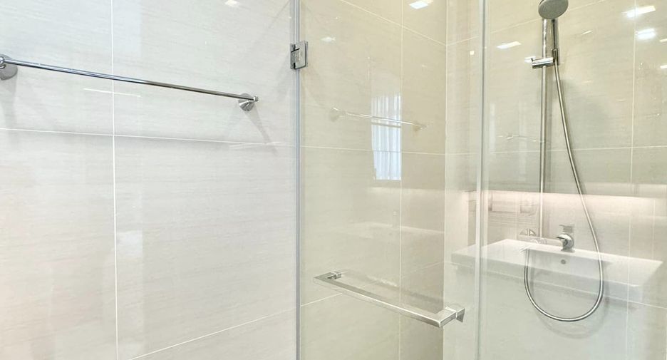 Condo en venta y en alquiler de 2 habitaciones en Khlong Toei, Bangkok