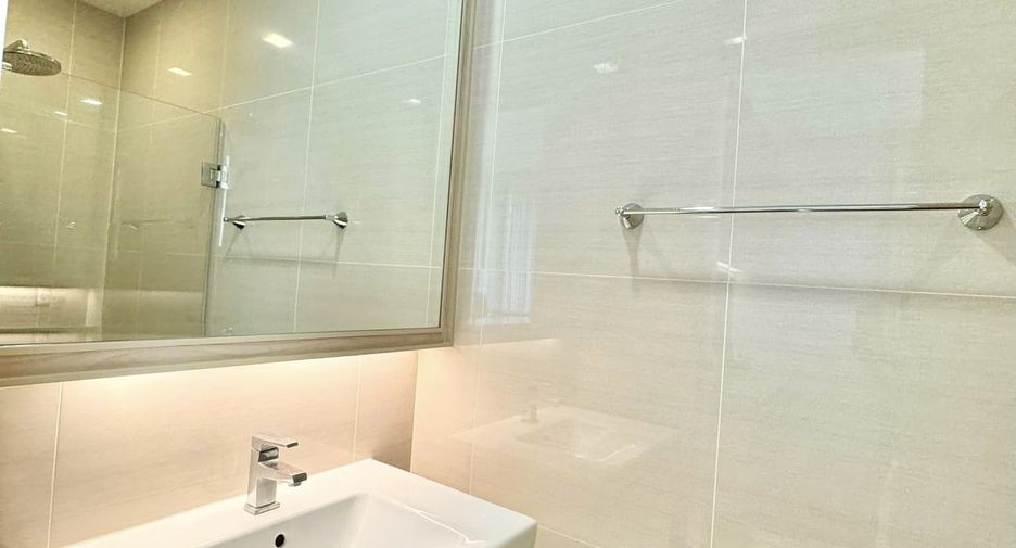 Condo en venta y en alquiler de 2 habitaciones en Khlong Toei, Bangkok