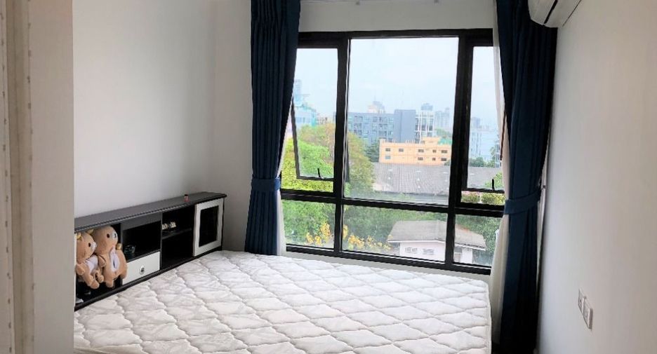 For sale 1 bed condo in Mueang Samut Prakan, Samut Prakan