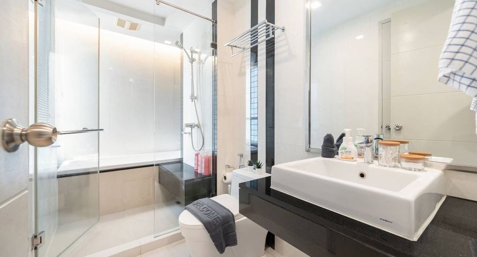 For sale and for rent 1 bed condo in Watthana, Bangkok