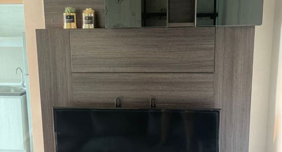 For sale 1 bed condo in Mueang Samut Prakan, Samut Prakan