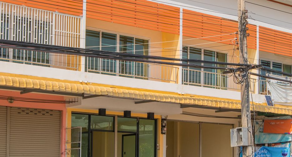 For sale 2 bedrooms townhouse in Den Chai, Phrae