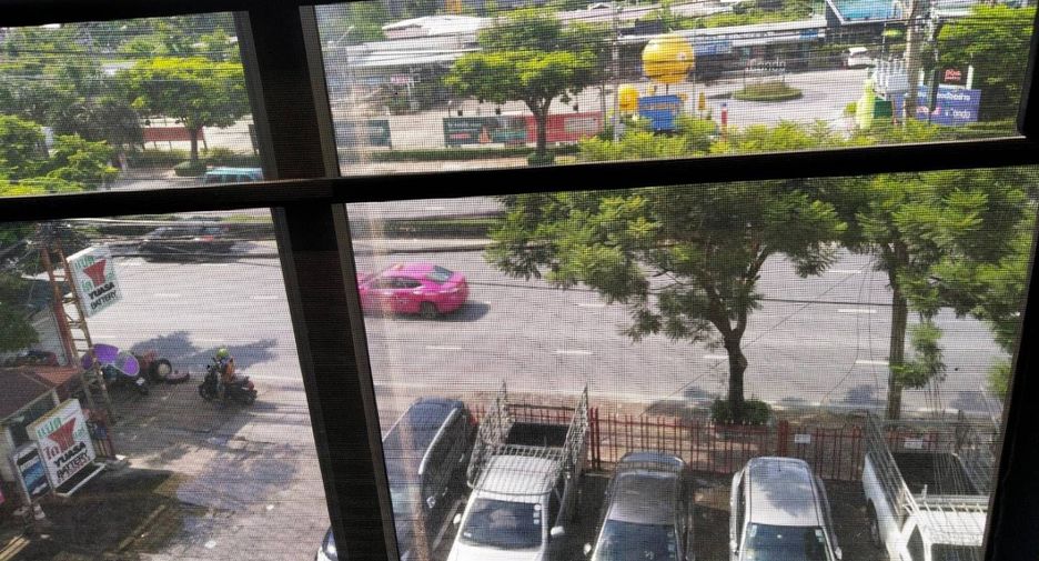 For sale 4 bedrooms retail Space in Suan Luang, Bangkok