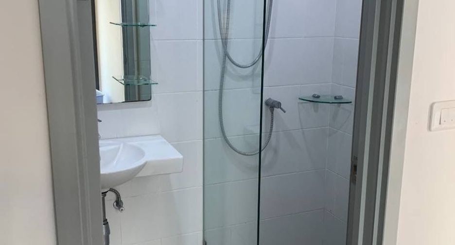 Продажа 1 кровать кондо в Тхон Бури, Бангкок