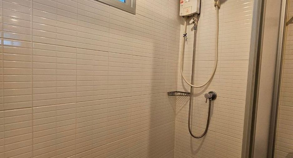 For sale 1 bed condo in Bang Khen, Bangkok