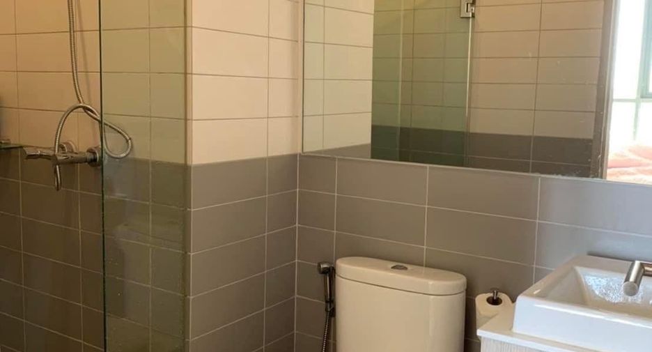 À vendre 1 chambre condo à Khlong San, Bangkok