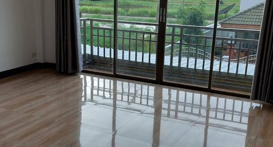 For sale 4 bedrooms house in Sam Phran, Nakhon Pathom