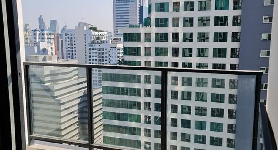 For sale 1 bed condo in Watthana, Bangkok