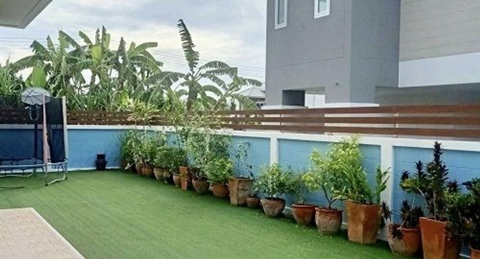 Haus zum Kauf mit 3 Zimmer in Ban Bueng, Chonburi