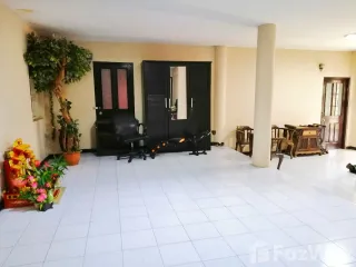 出租 7 卧室 独立屋 在 Mueang Pathum Thani, Pathum Thani