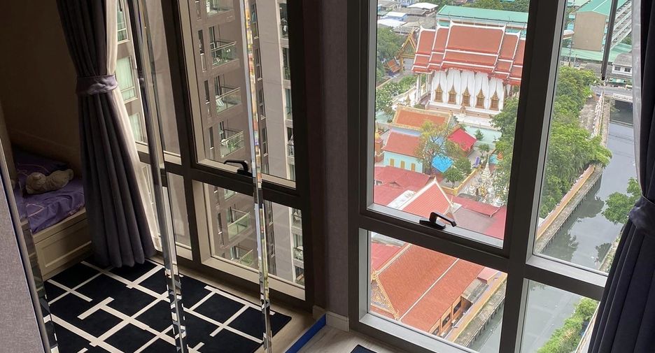 For sale 2 bedrooms condo in Yan Nawa, Bangkok