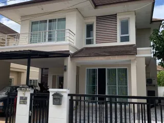 Casa en alquiler de 3 habitaciones en Mueang Khon Kaen, Khon Kaen