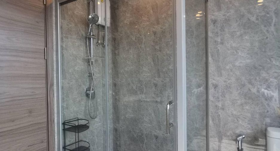 Condo en venta de 2 habitaciones en Huai Khwang, Bangkok