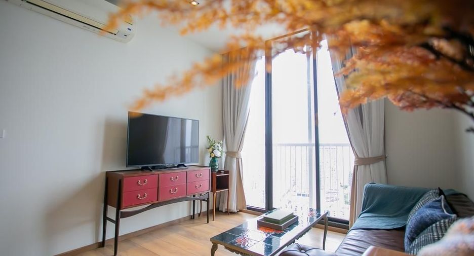 For sale 2 bedrooms condo in Khlong Toei, Bangkok