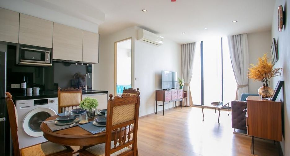 For sale 2 bedrooms condo in Khlong Toei, Bangkok