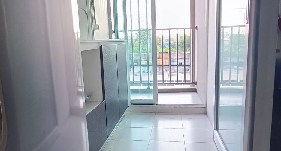 For sale 1 bed condo in Mueang Samut Prakan, Samut Prakan